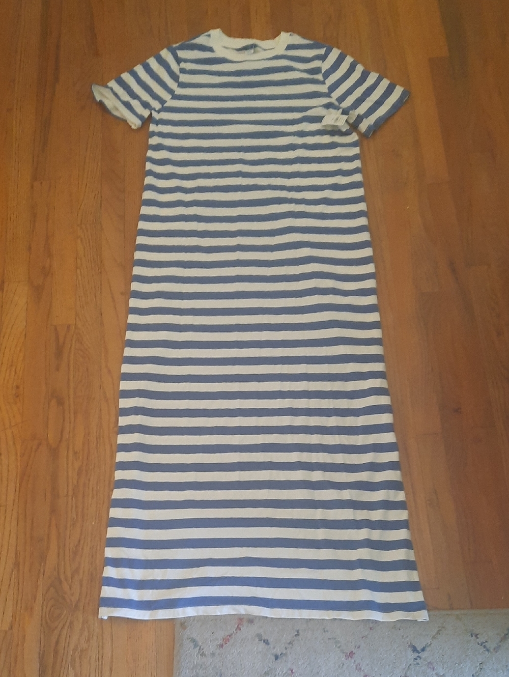 NWT Old Navy Blue And White Striped T Shirt Dress
